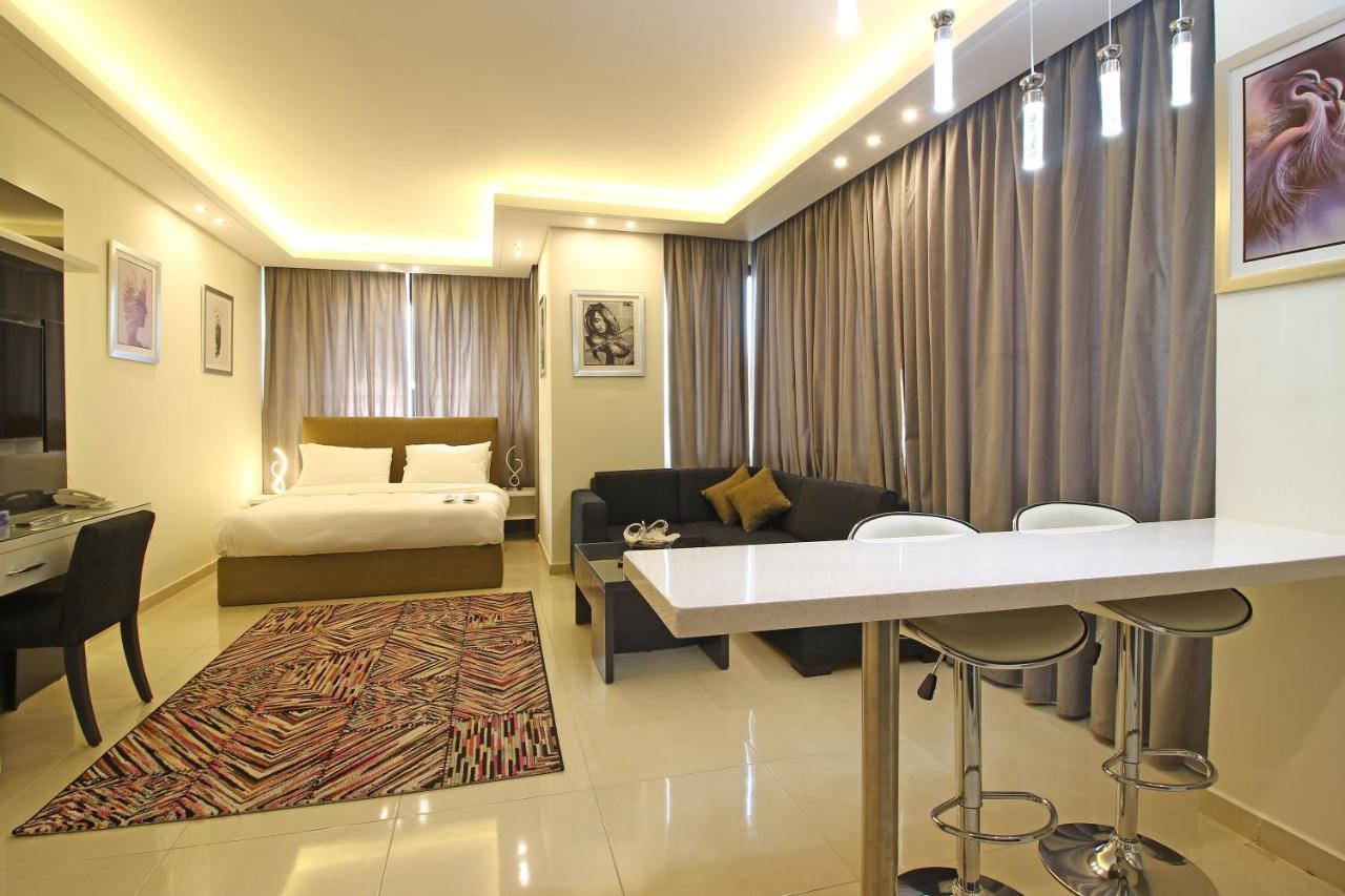 Palm Ville Suites Beirut Esterno foto